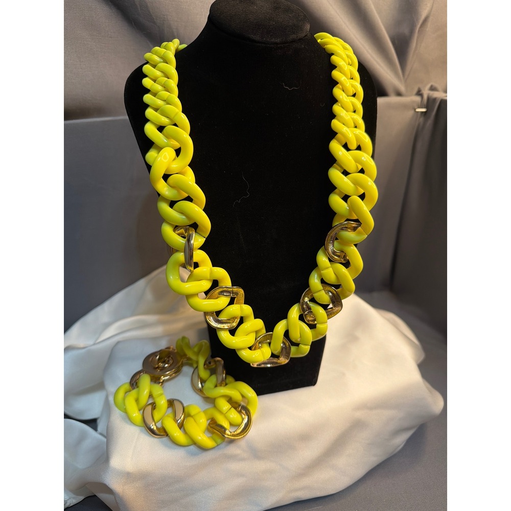 Neon Yellow Chunky Curb Chain Necklace and Bracelet Set Gold Tone Hardware